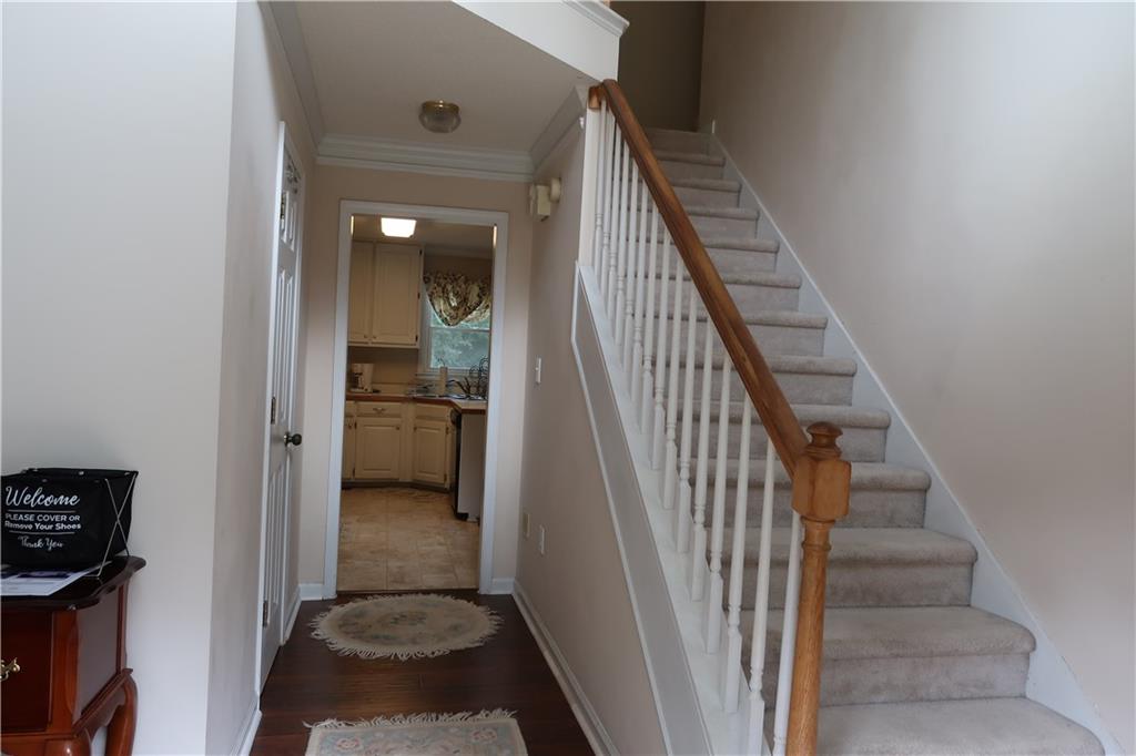 285 Mosby Woods Drive Property Photo 15