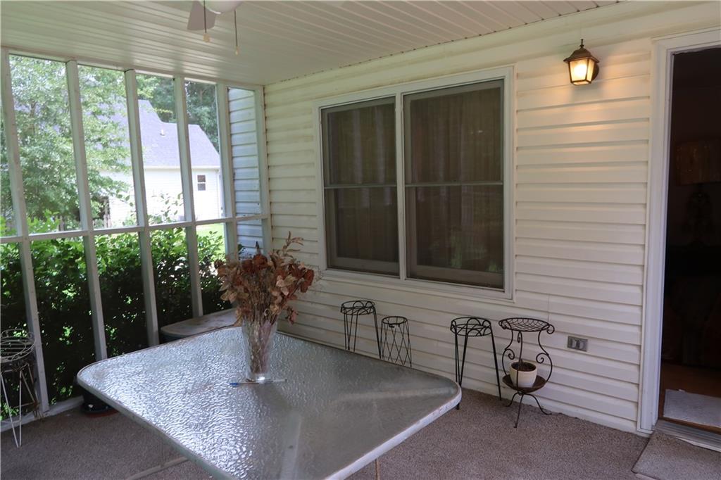 285 Mosby Woods Drive Property Photo 30