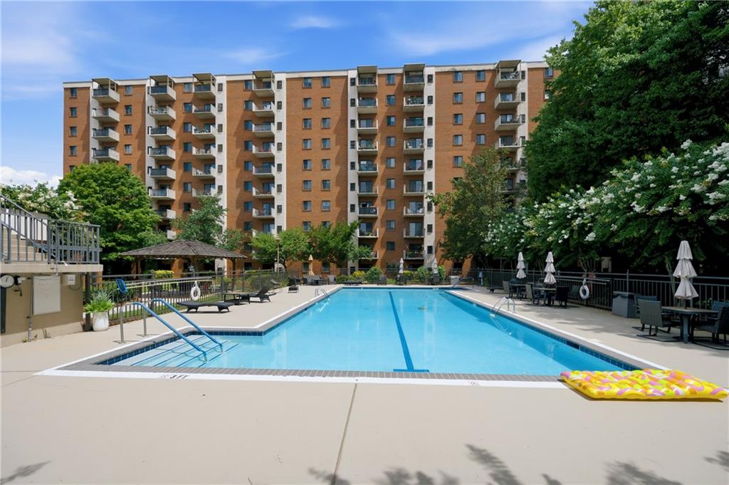 300 Johnson Ferry Road Unit A713 Property Photo 1