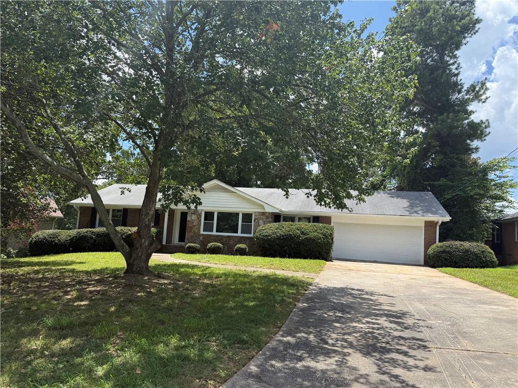 4144 Wellington Hills Drive Property Photo 1