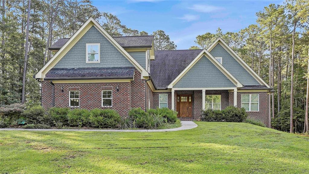 215 Kingswood Lane Property Photo 1