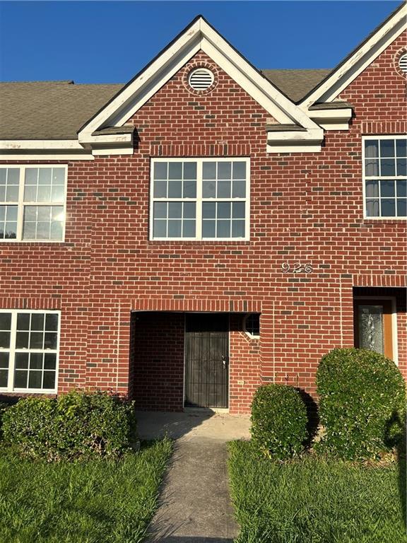 926 Old Mill Point Unit D Property Photo 1