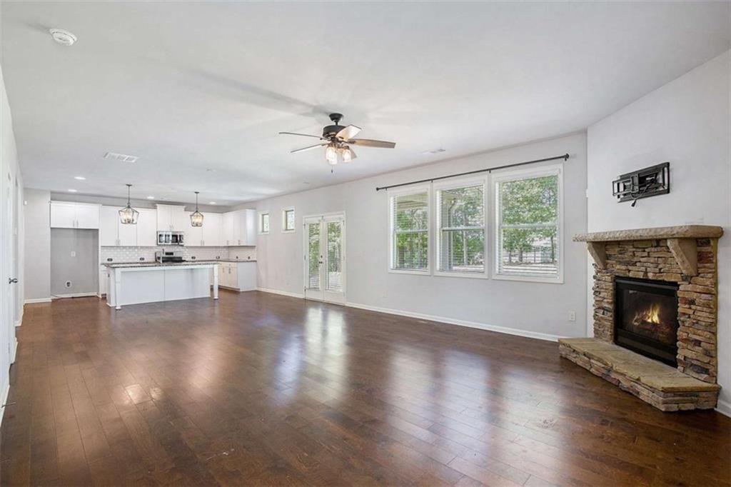 3005 Nicholas Drive Property Photo 5