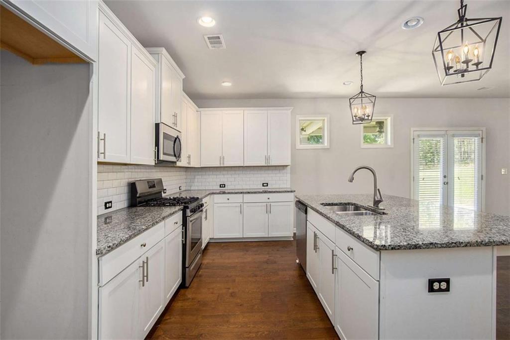 3005 Nicholas Drive Property Photo 11