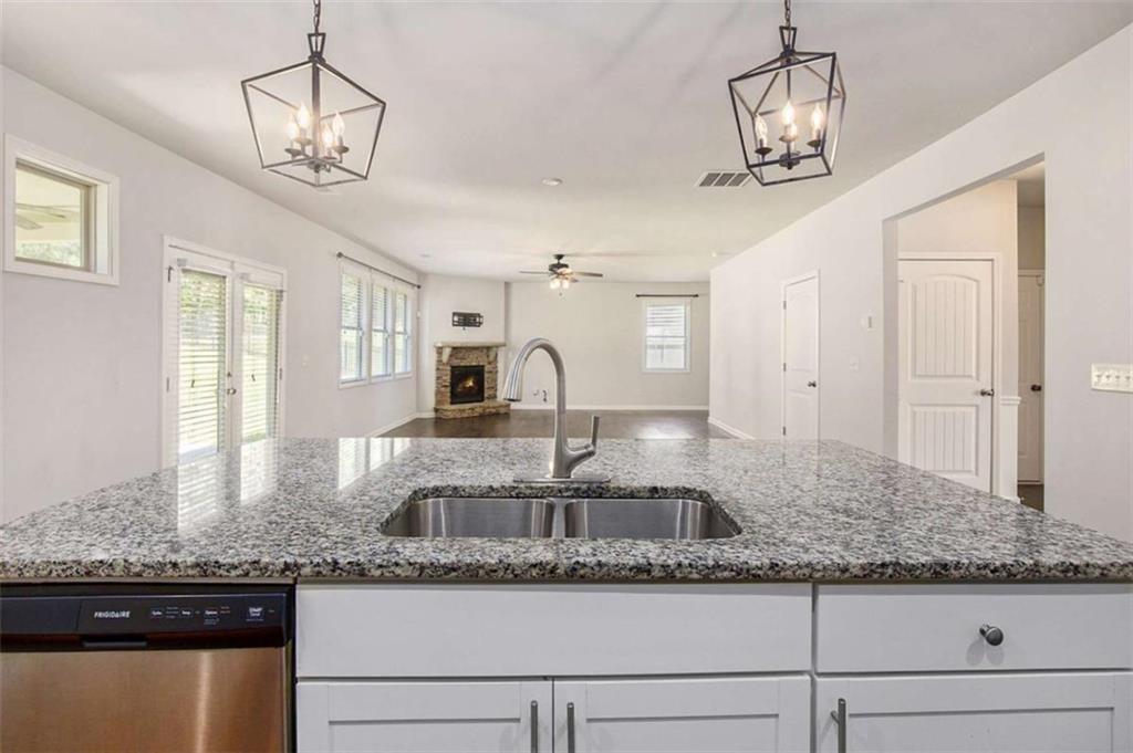 3005 Nicholas Drive Property Photo 14