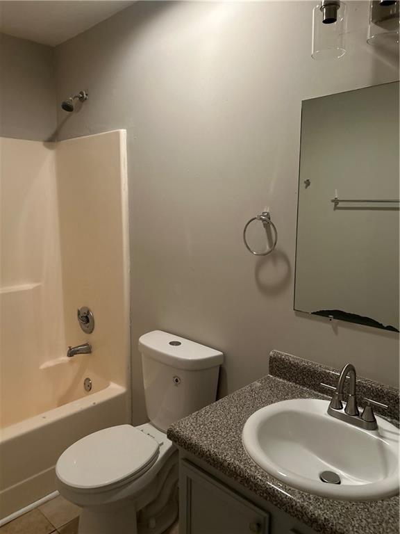 941 Old Mill Point Unit B Property Photo 10