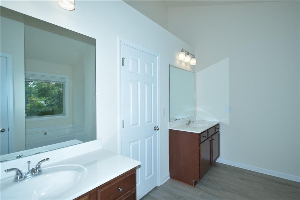 3094 Tofte Drive Property Photo 21