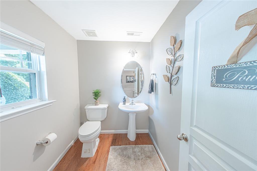 7808767 Property Photo 14