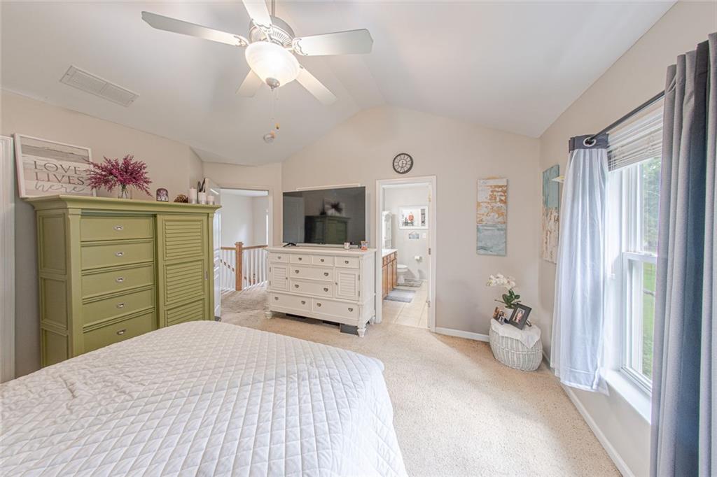 7808767 Property Photo 18