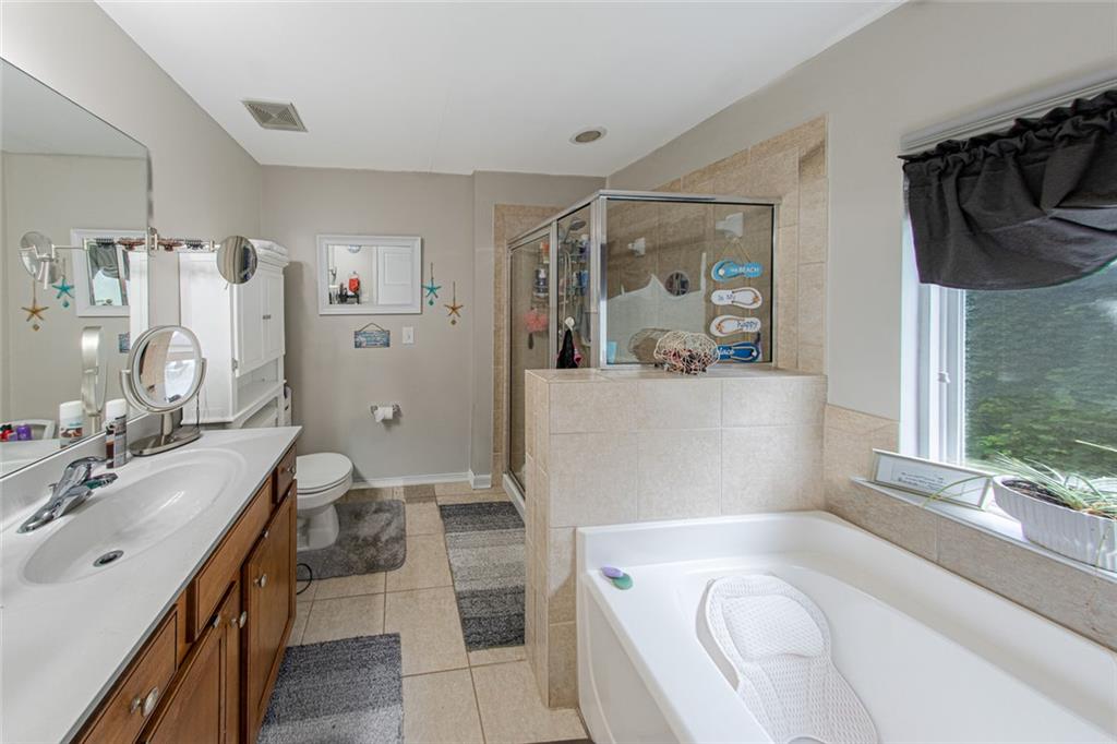 7808767 Property Photo 19