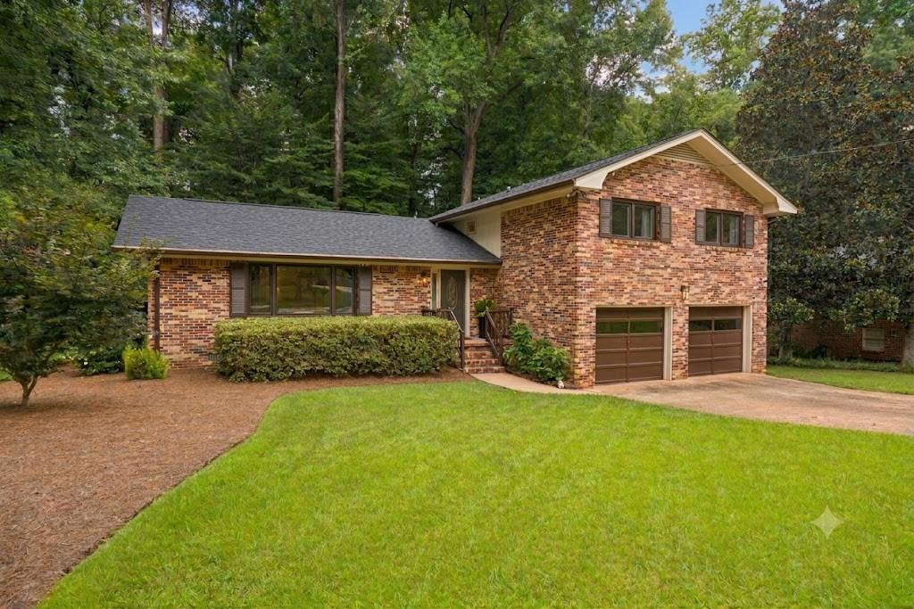2975 Pine Orchard Drive Property Photo 1