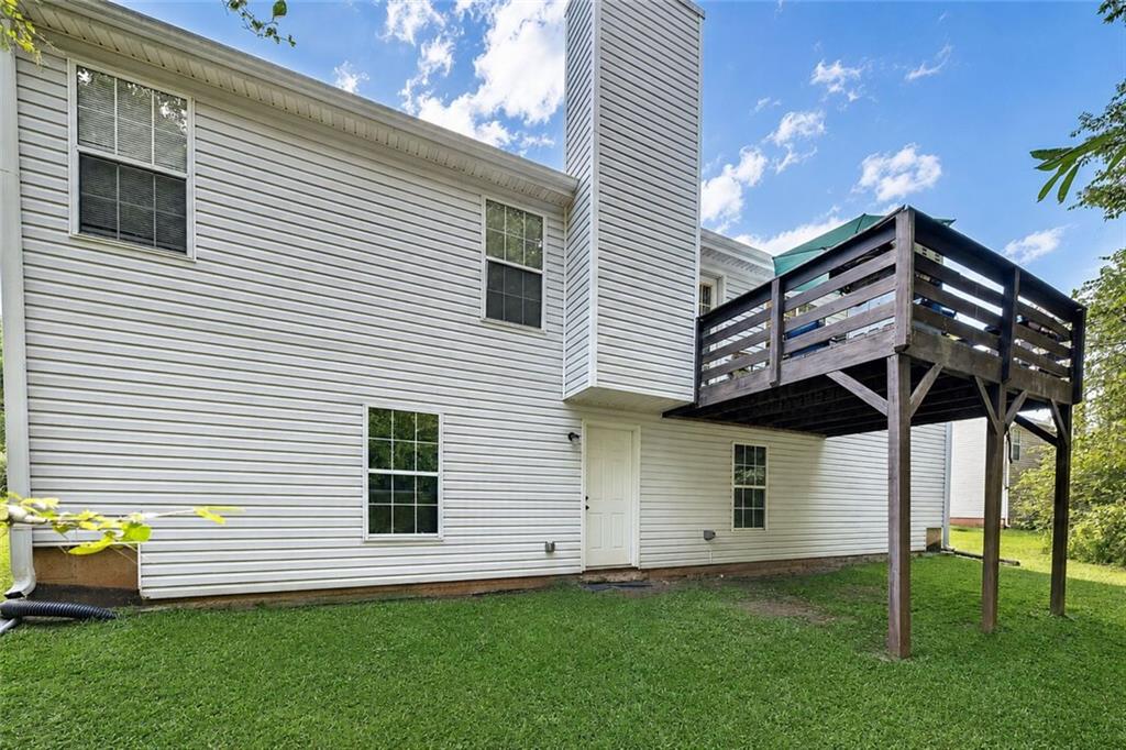 802 Windsor Drive Property Photo 18