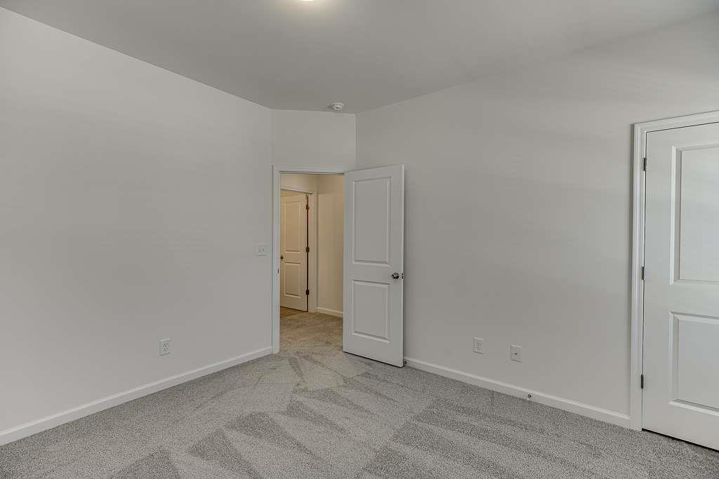 198 Blue Dragon Drive Property Photo 27
