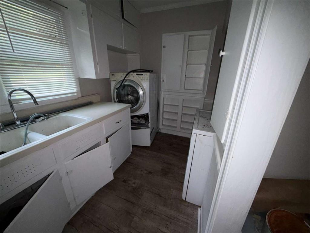 980 Curry Place Property Photo 8