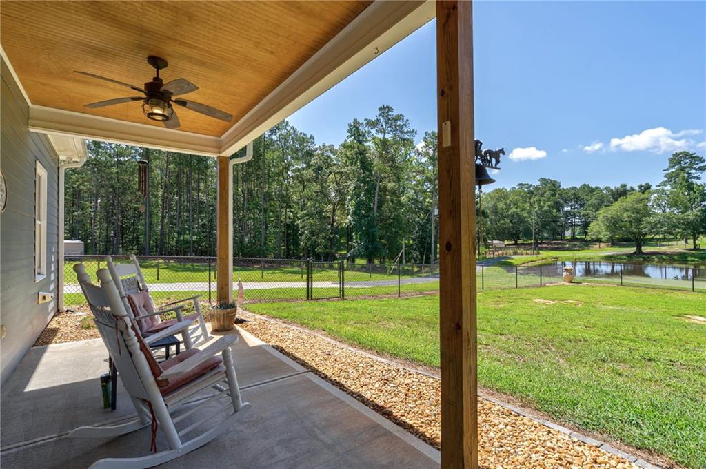 610 Spring View Drive Property Photo 6