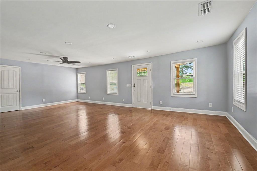 4915 Campbellton Road Sw Property Photo 9