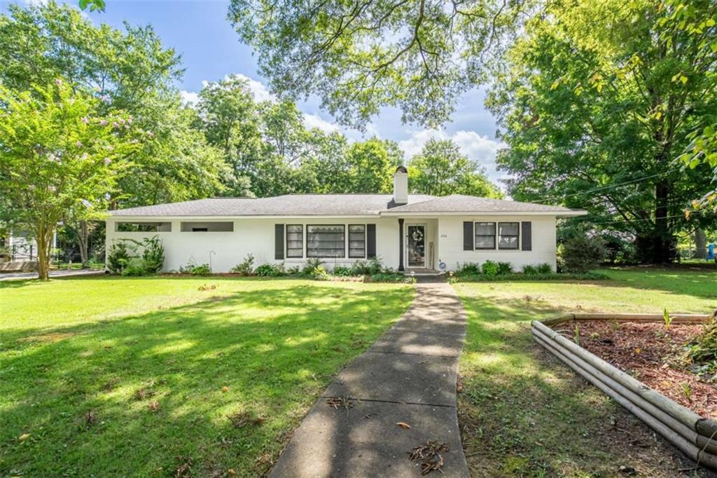 206 Walnut Street Property Photo 1