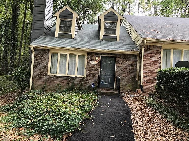 7090 Williamsburg Drive