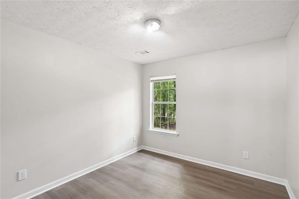 20 Creekview Court Property Photo 11