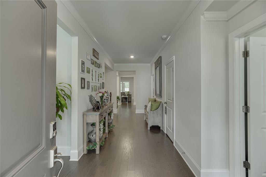 4862 Stone Way Path Property Photo 3