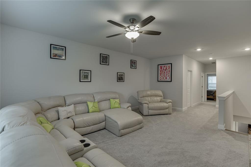 4862 Stone Way Path Property Photo 41