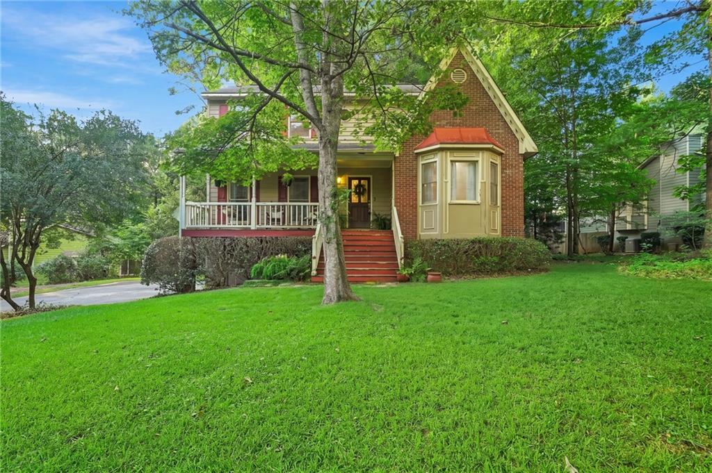 302 Crabapple Court Property Photo 1