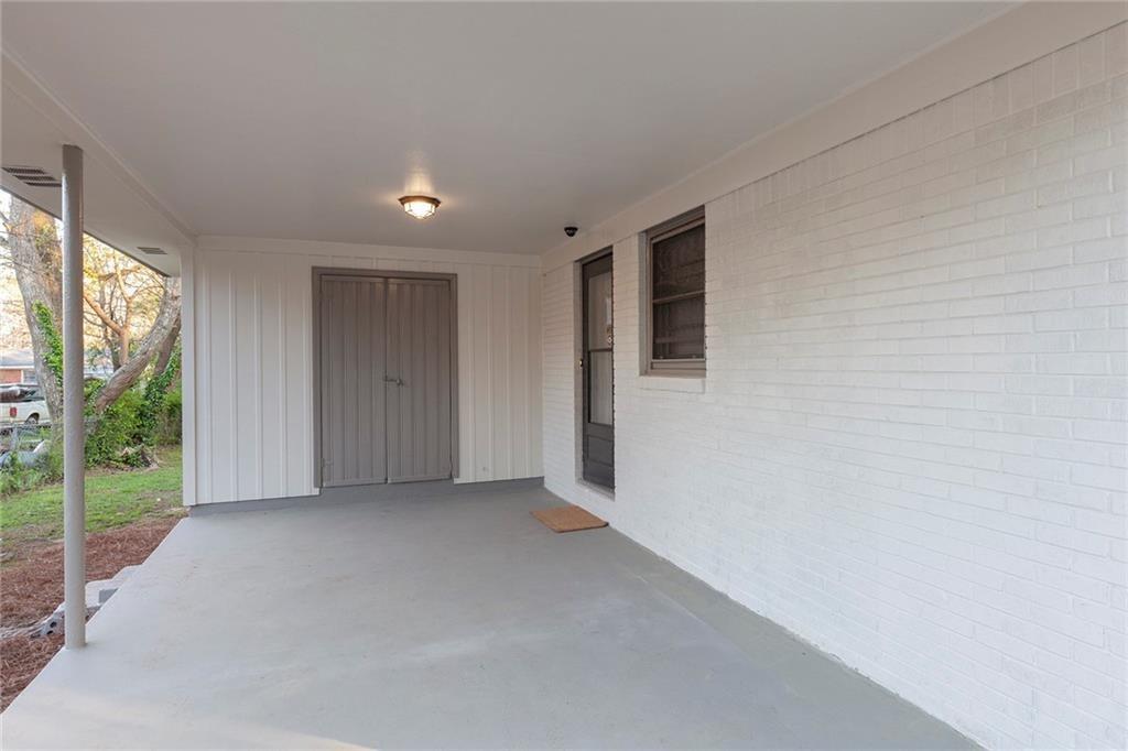 4332 Rob Roy Property Photo 3