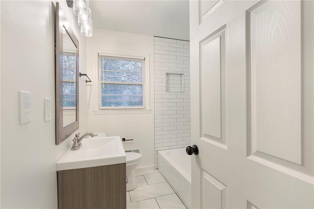 4332 Rob Roy Property Photo 12