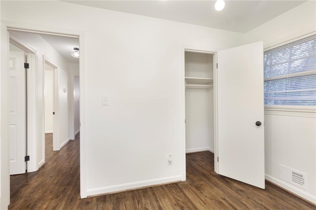 4332 Rob Roy Property Photo 15