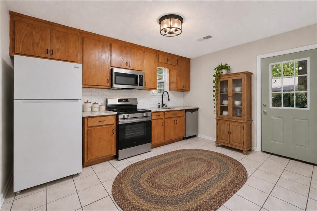 2655 Impala Drive Property Photo 3