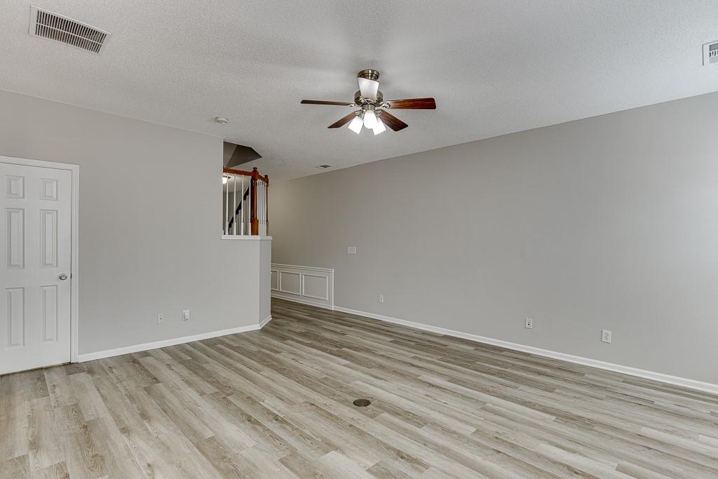 2421 Elkhorn Terrace Property Photo 11