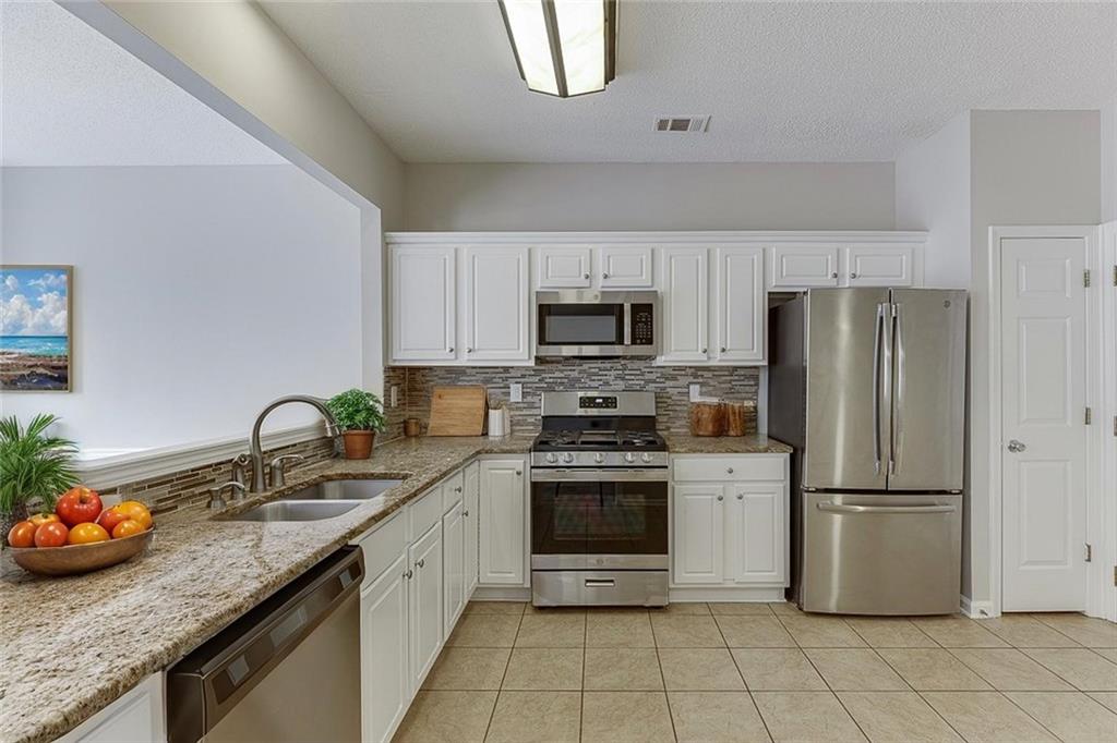 2421 Elkhorn Terrace Property Photo 15