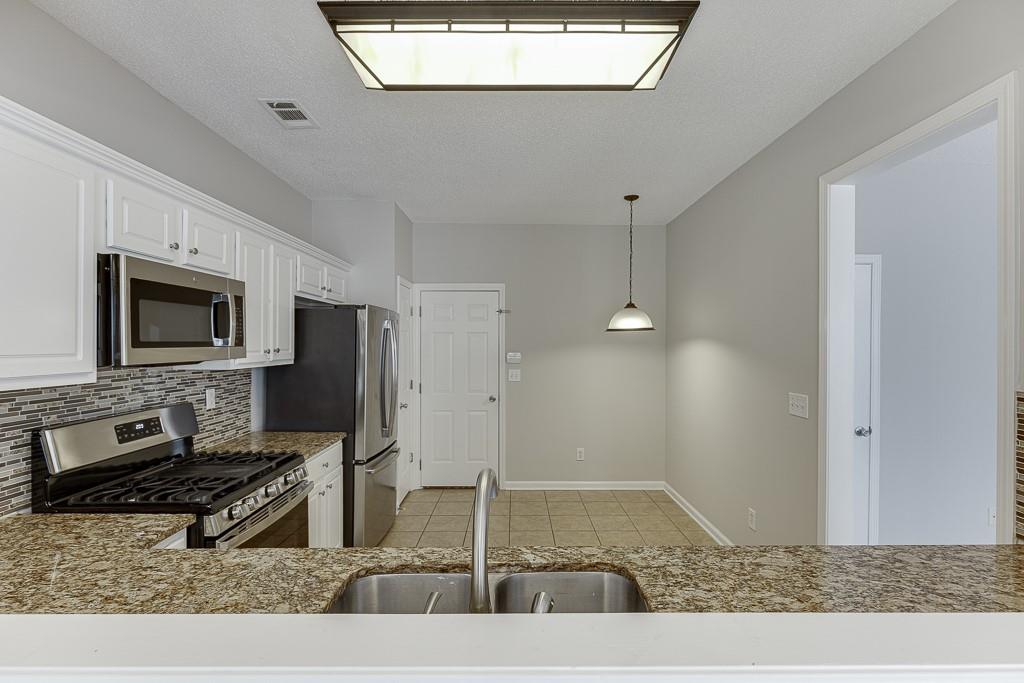 2421 Elkhorn Terrace Property Photo 20