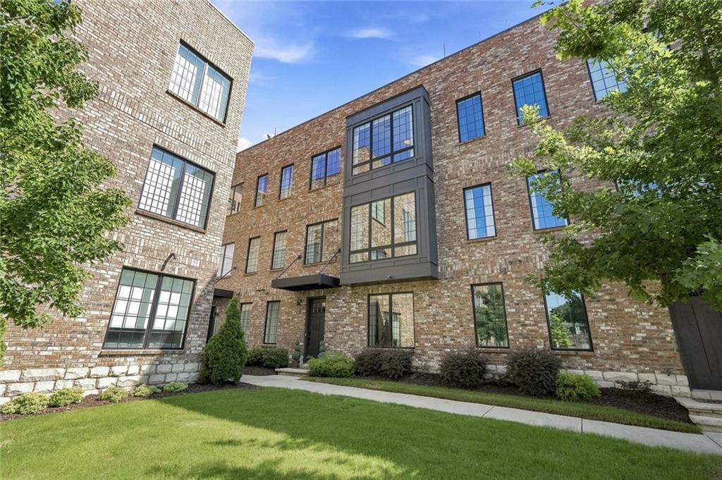 285 Castleberry Hill Walk SW Property Photo 1