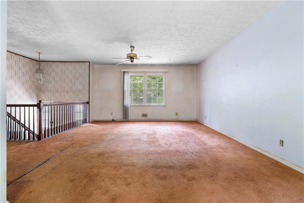 1056 Baker Lane Property Photo 4