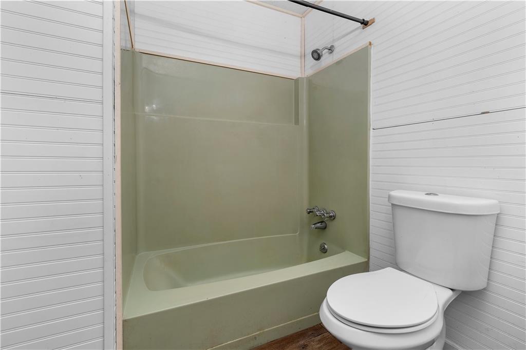 1056 Baker Lane Property Photo 11