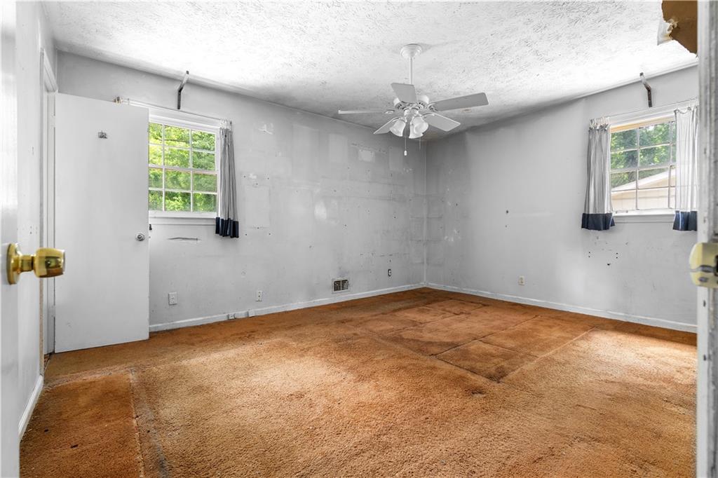 1056 Baker Lane Property Photo 14