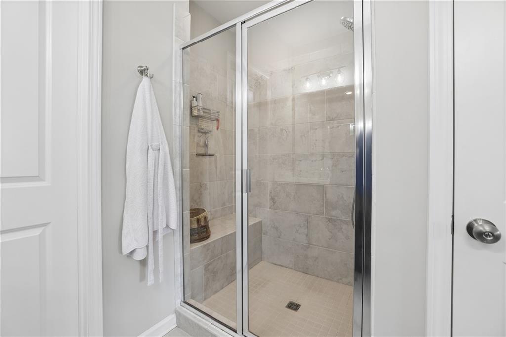 2443 Folly Lane Se Property Photo 20