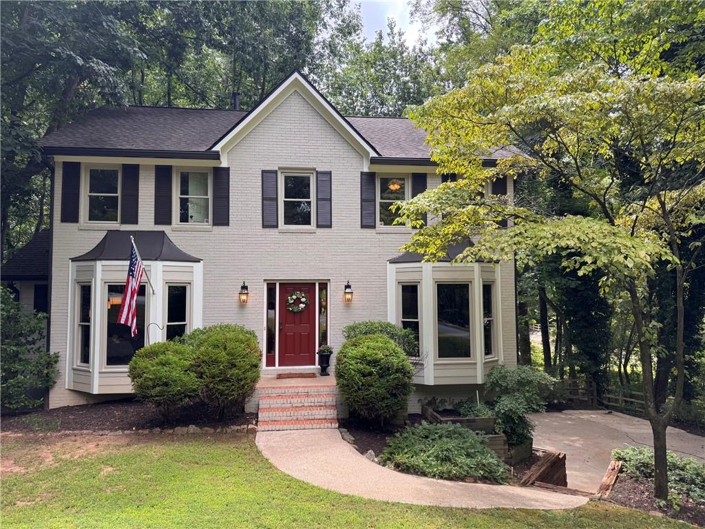 1811 Yorkshire Drive Property Photo 1