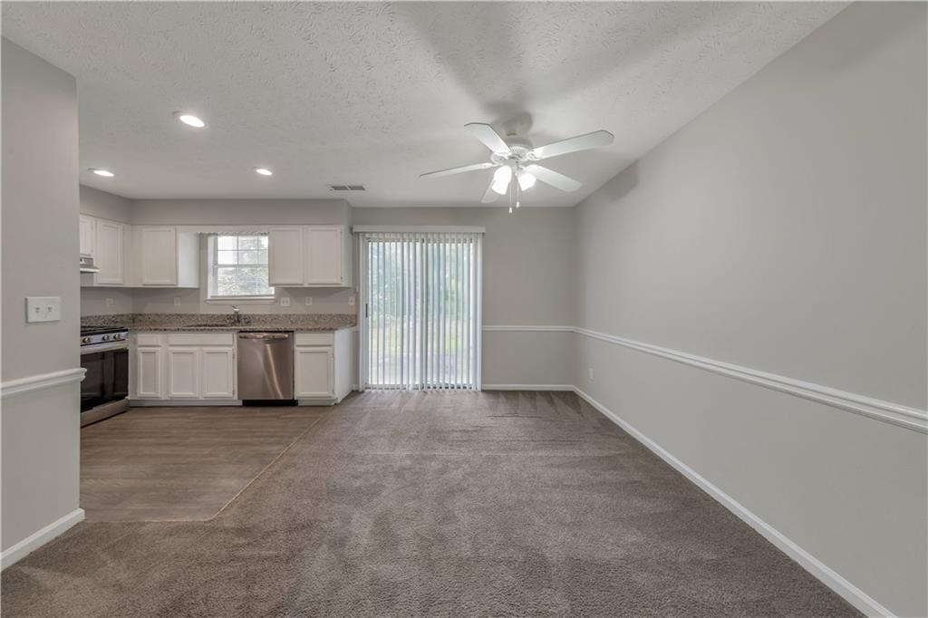 1008 Huntington Trace Se Property Photo 7