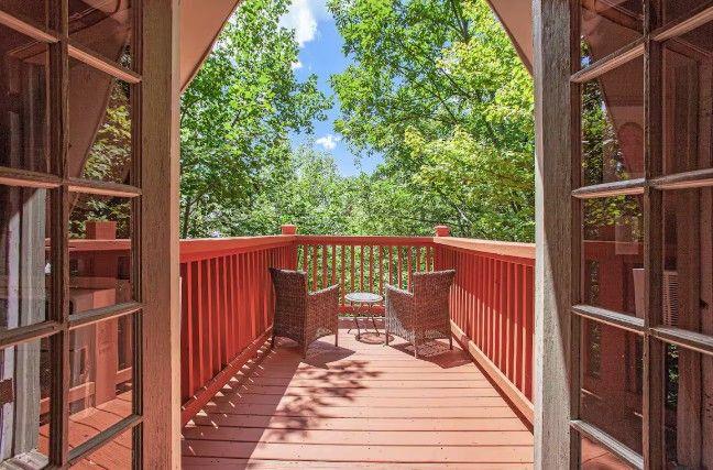 608 Moss Patch Trail Property Photo 5