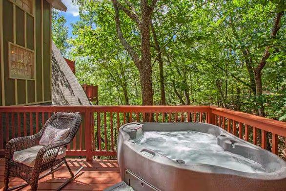 608 Moss Patch Trail Property Photo 12
