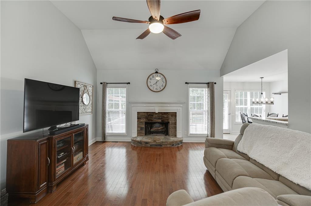 646 Forest Pine Drive Property Photo 9