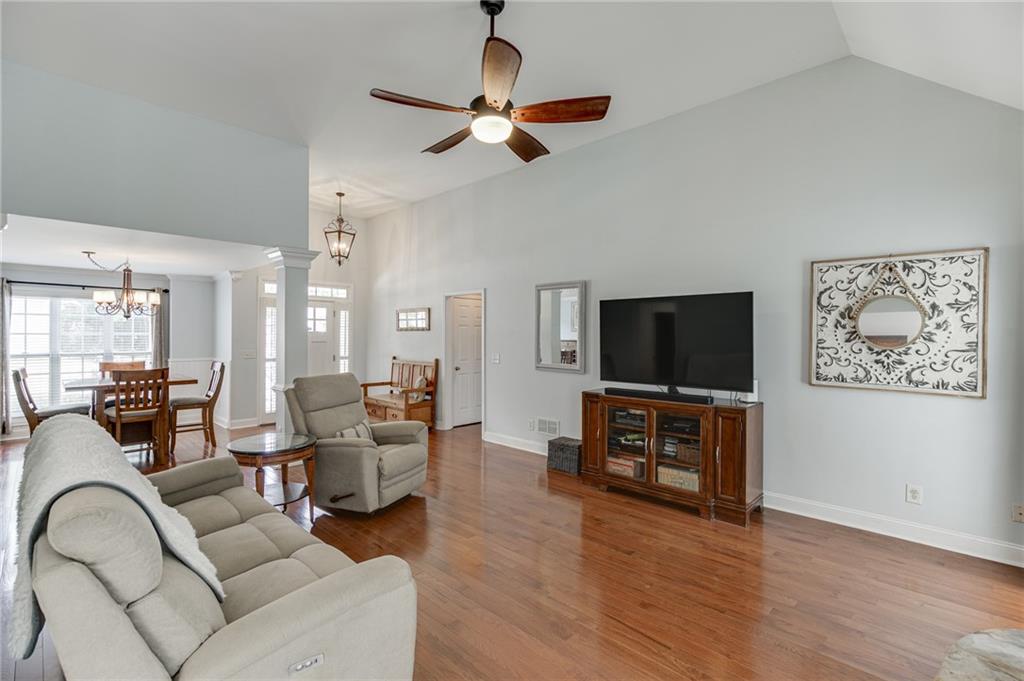 646 Forest Pine Drive Property Photo 11