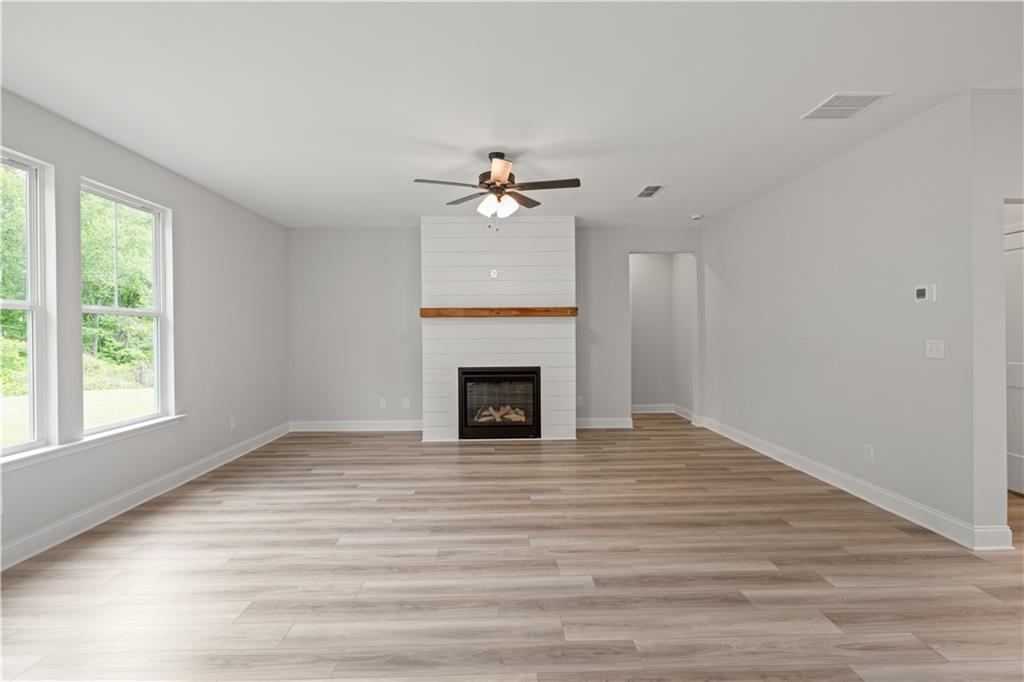 149 Barton Springs Property Photo 8