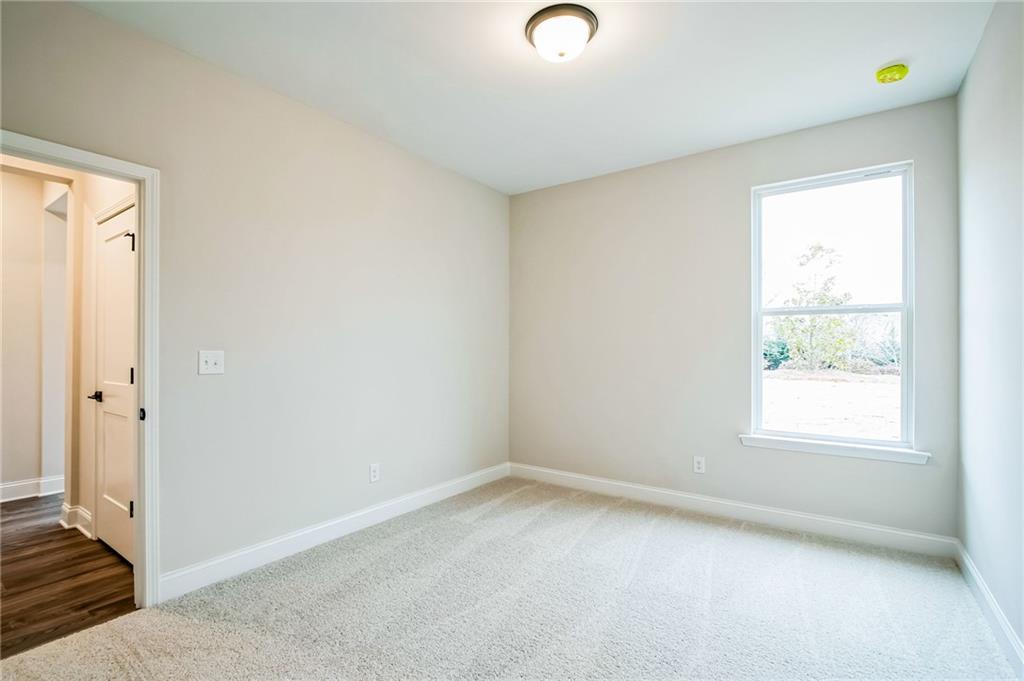 153 Barton Springs Property Photo 12