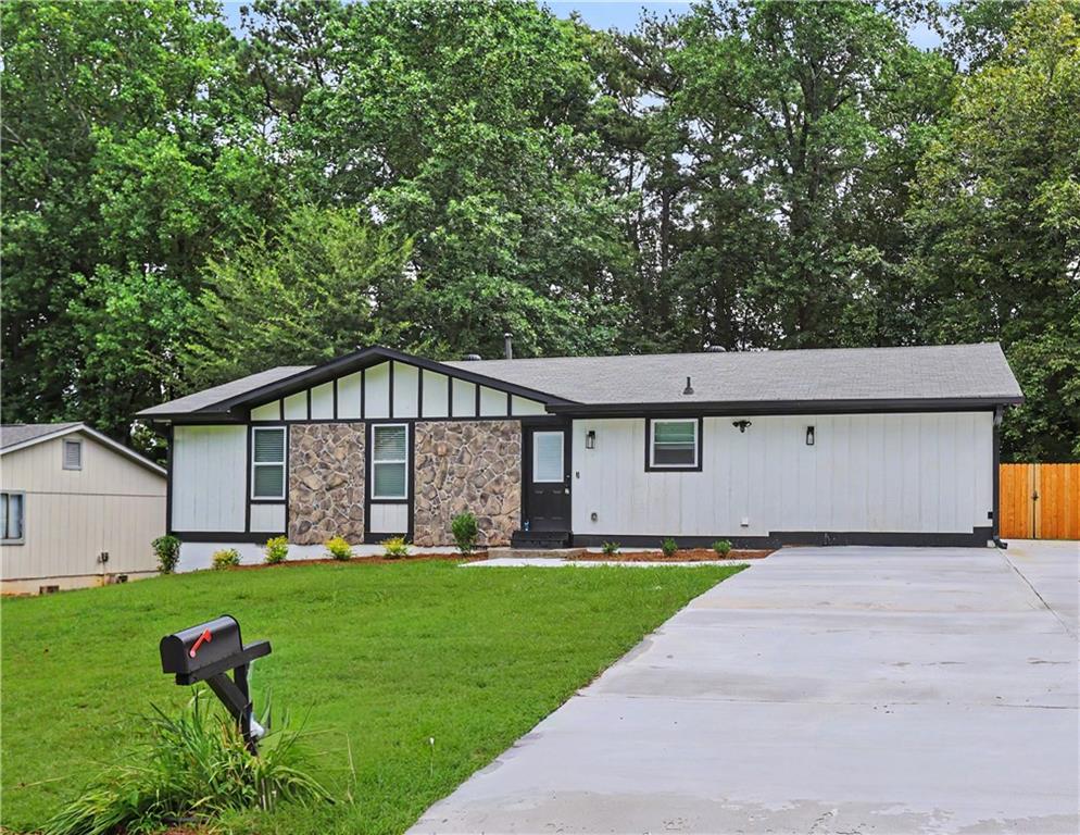 2535 Rhoanoke Drive Property Photo 1