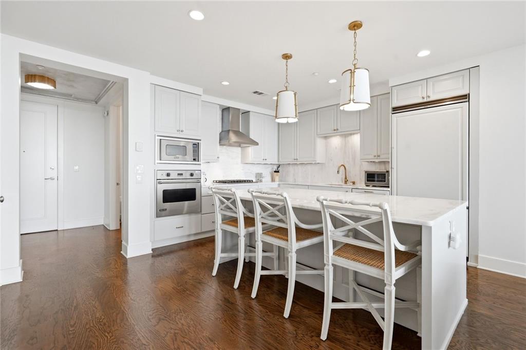 3630 Peachtree Road Ne Unit 2302 Property Photo 4