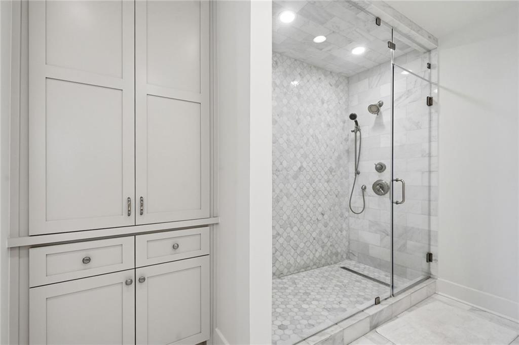 3630 Peachtree Road Ne Unit 2302 Property Photo 20