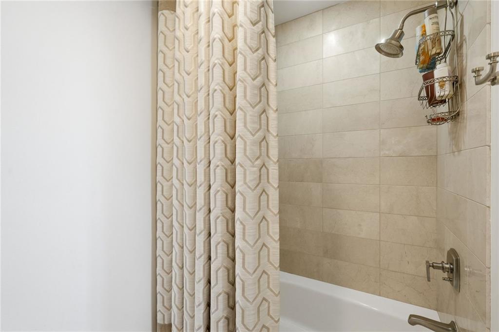 3630 Peachtree Road Ne Unit 2302 Property Photo 27